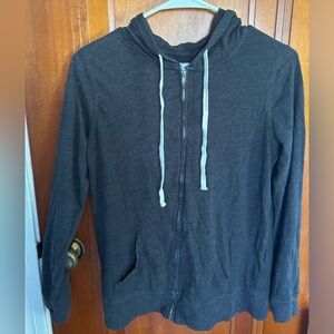Gray Old Navy Sweatshirt
